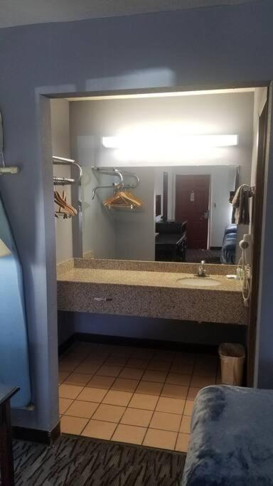 Osu Hotel 2 Queen Beds Hotel Room 132 ستيلووتر المظهر الخارجي الصورة